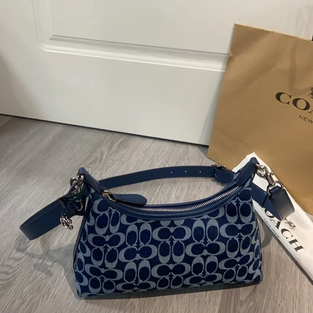 Coach navy blue small bag - Picture 6 of 9